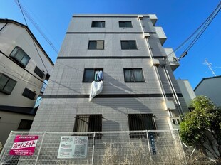 八坂住地マンションの物件外観写真